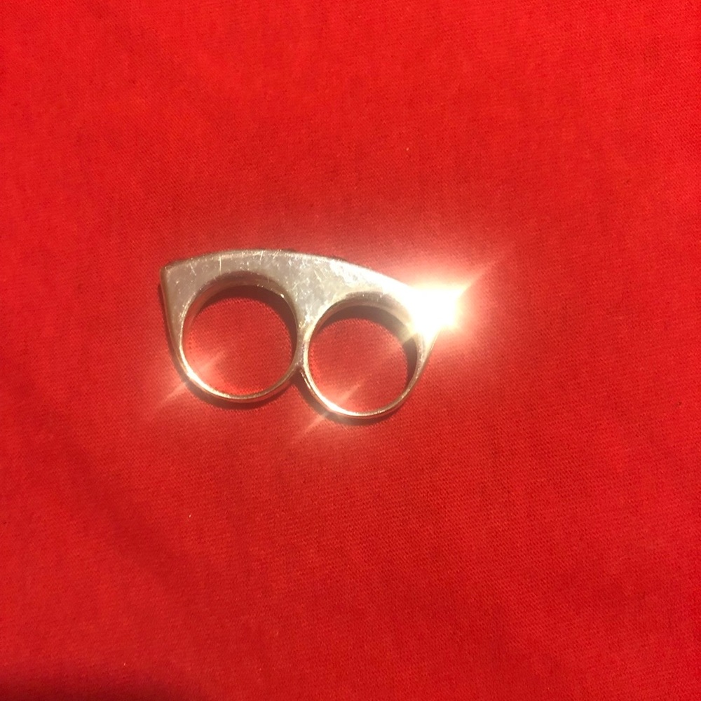 Ring - Picture 2 of 2